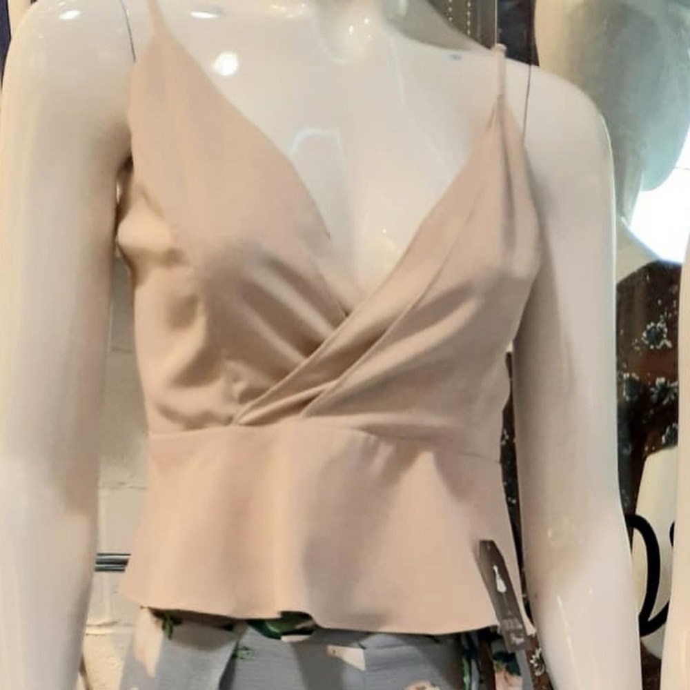Spaghetti strap top - Picture 3 of 3